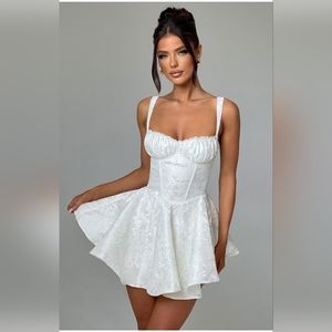 Babyboo Emelie Playsuit Size L- Ivory